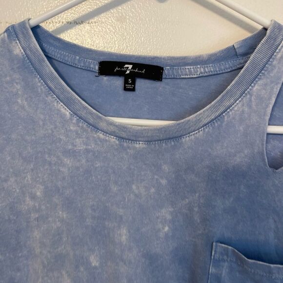 7 FOR ALL MANKIND Blue Distressed Short Sleeves Cotton Top.Size S - Picture 5 of 9